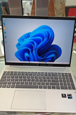 New Laptop HP Pavilion 15 16GB Intel Core I5 SSD 1T