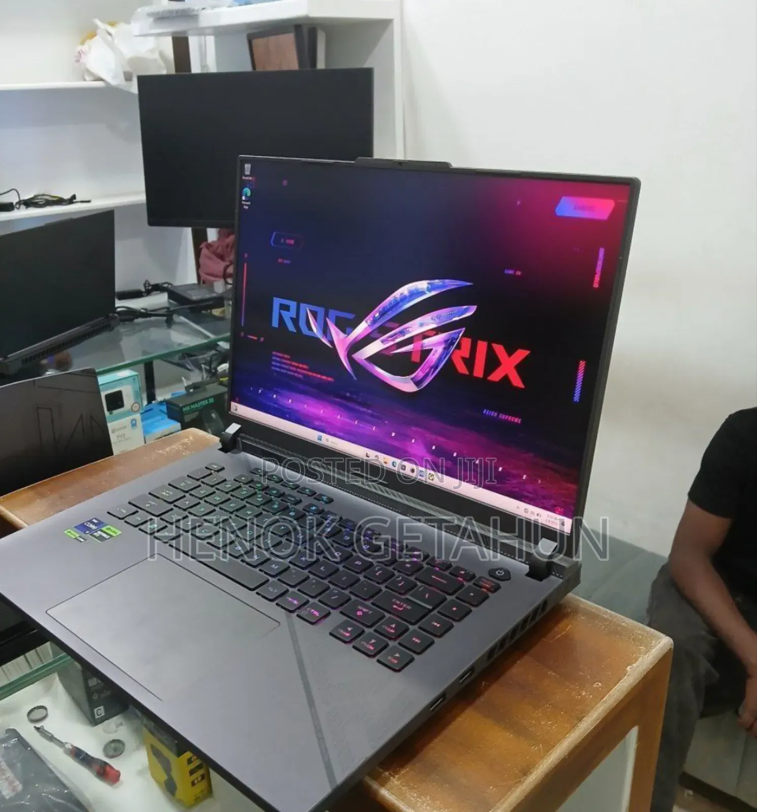 New Laptop Asus ROG Strix G15 32GB Intel Core I9 SSD 1T
