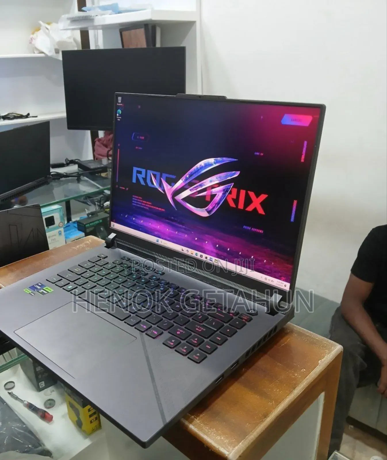 New Laptop Asus ROG Strix G15 32GB Intel Core I9 SSD 1T