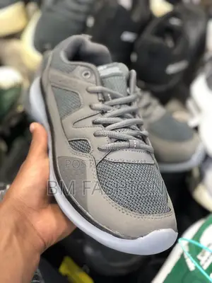 Skechers Light Weight Shoes