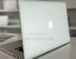 New Laptop Apple MacBook Pro 2015 16GB Intel SSD 256GB