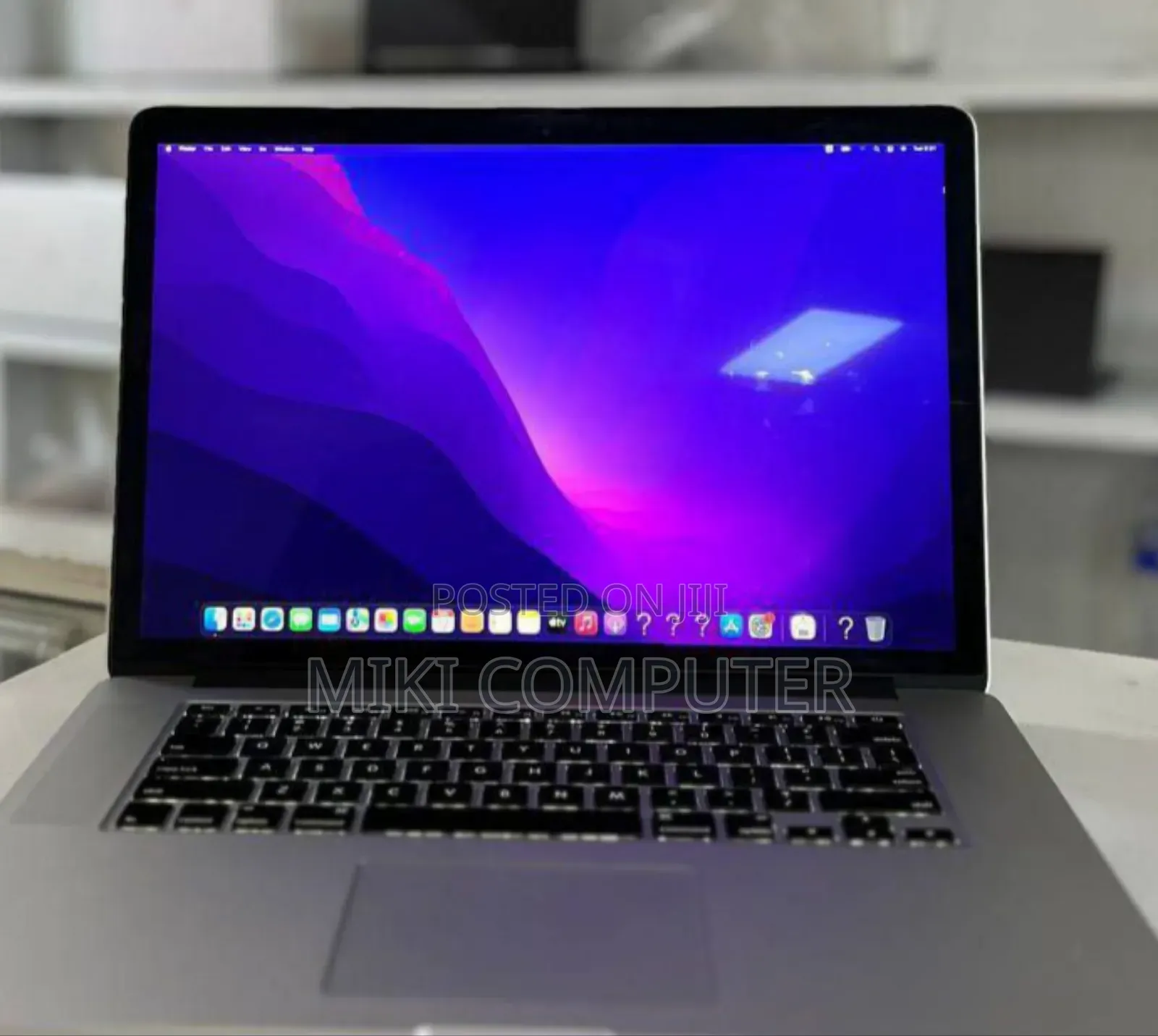 New Laptop Apple MacBook Pro 2015 16GB Intel SSD 256GB