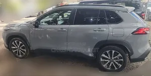 Toyota Corolla Cross Hybrid 2024 Green