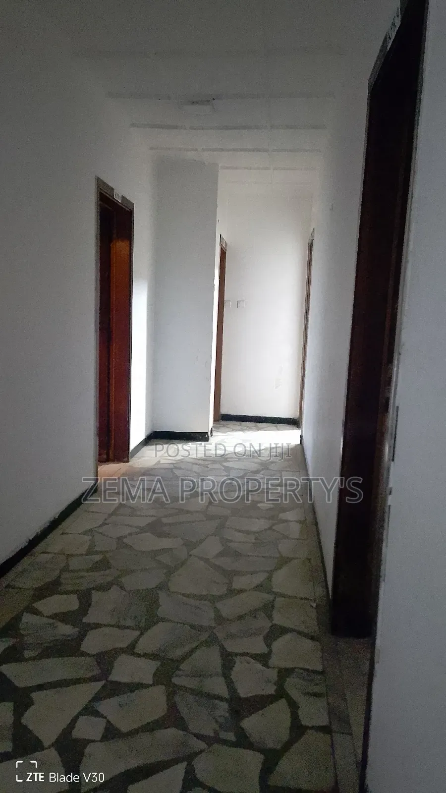 15bdrm Villa in 22 Around Axum Hotel, Bole for rent