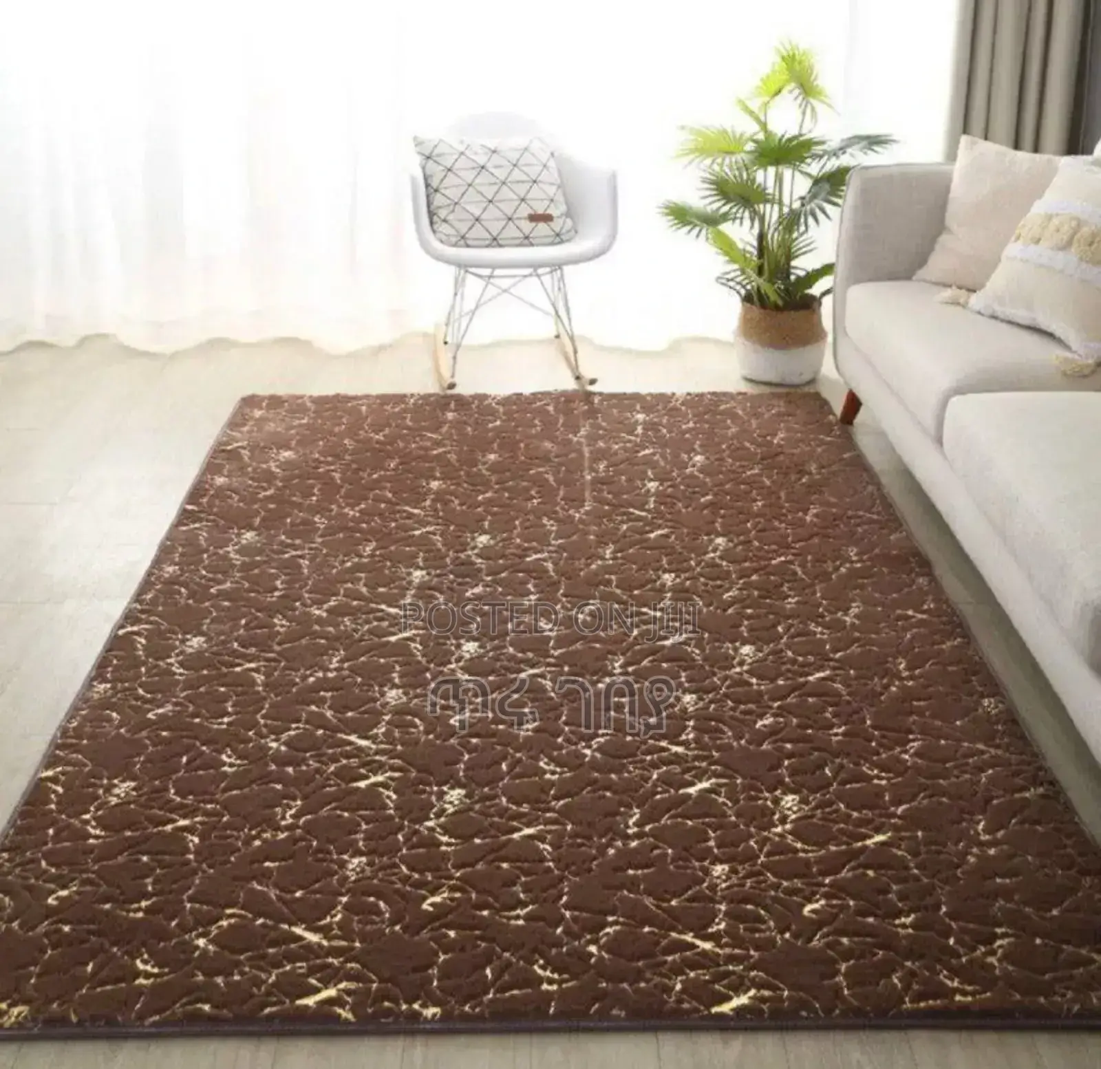 ለስላሳ እና ምቹ የፈር ምንጣፍ