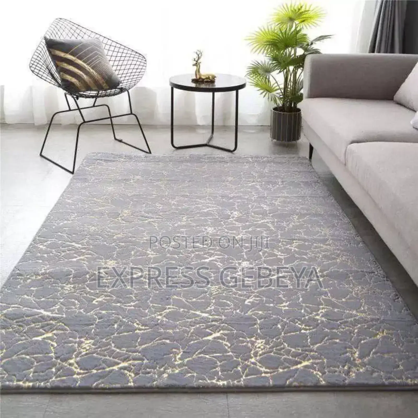 ለስላሳ እና ምቹ የፈር ምንጣፍ Fur Carpet