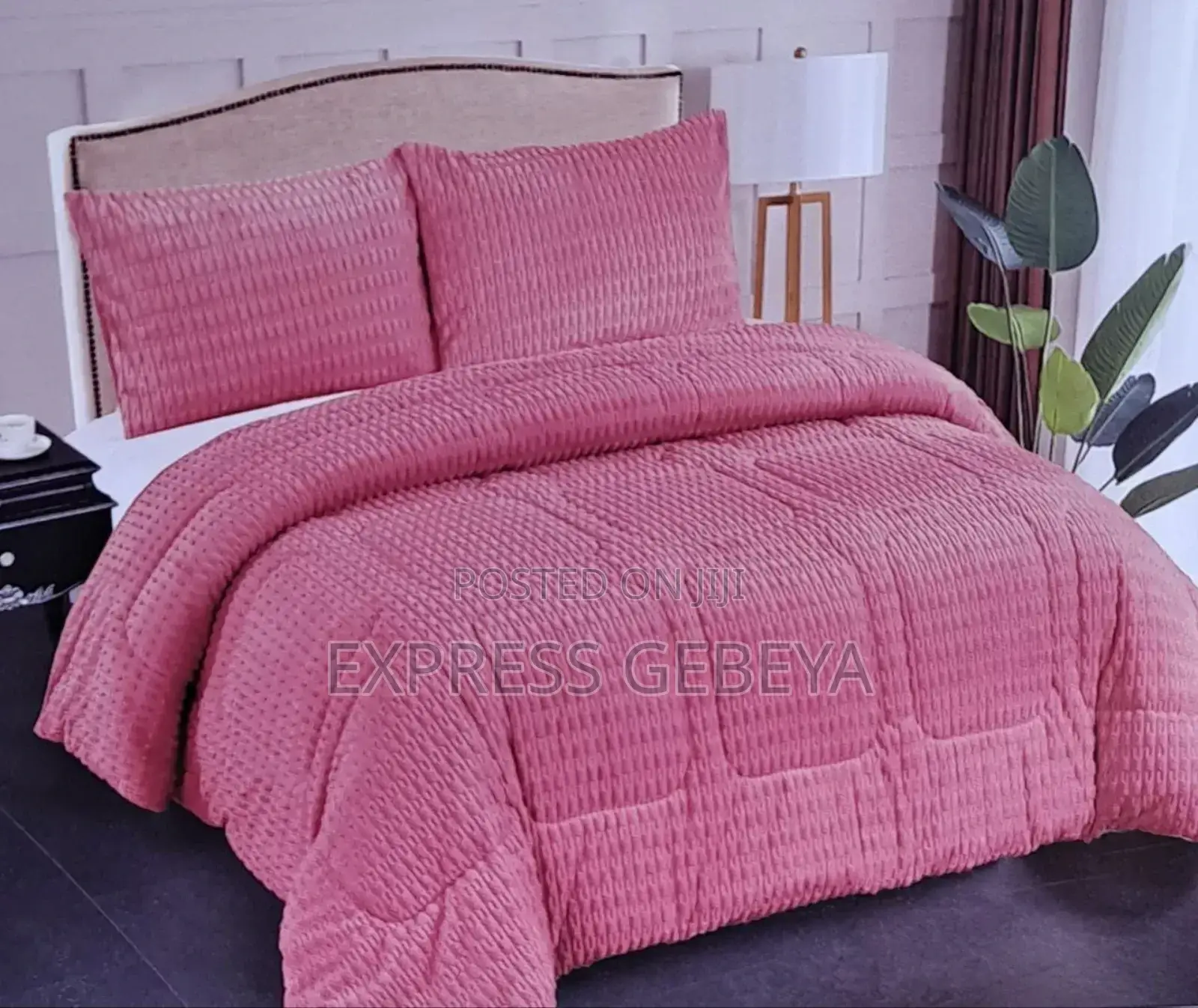 Quality 3 PCS Comforter Set Dubai Made