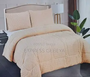Quality 3 PCS Comforter Set Dubai Made