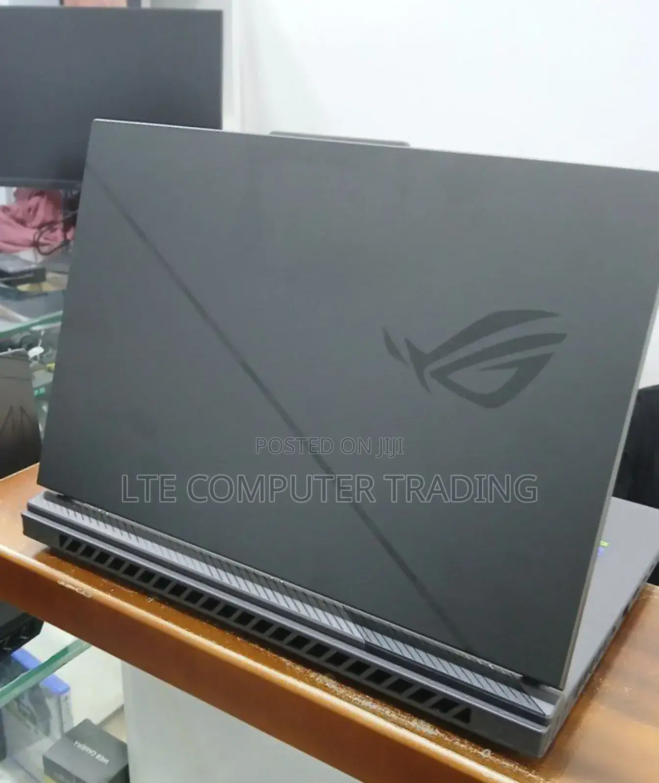 New Laptop Asus ROG Strix G15 32GB Intel Core I9 SSD 1T