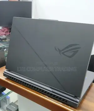 New Laptop Asus ROG Strix G15 32GB Intel Core I9 SSD 1T