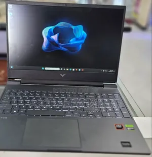 New Laptop HP Victus 16 16GB AMD Ryzen 7 SSD 1T