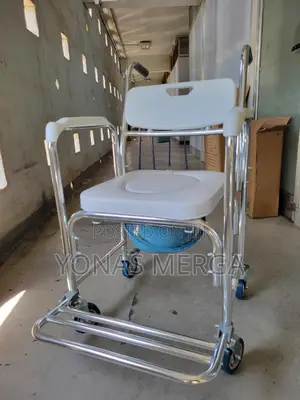 Photo - Bedside Toilet Seat Chair፯媤plastic Backrest Can Remove