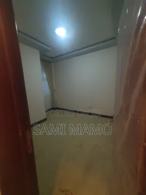 3bdrm Apartment in Foundation Houses, Akaky Kaliti for rent