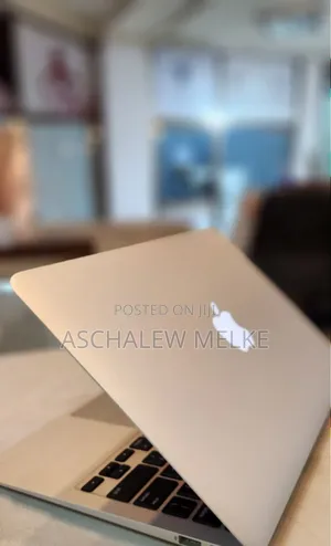 Laptop Apple MacBook Air 2011 4GB Intel Core I5 SSD 128GB