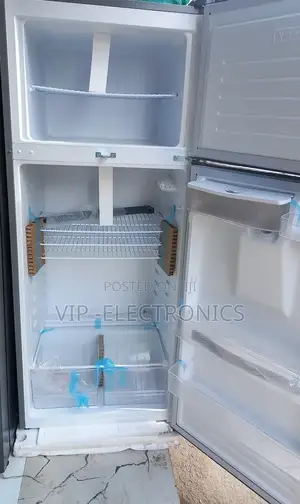 Boss Refrigerator 550