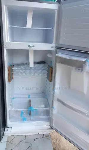 Boss Refrigerator 550
