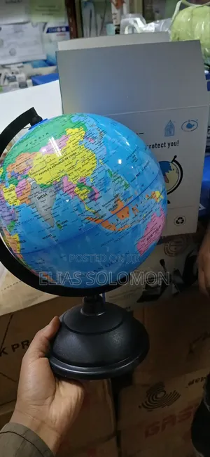 Globe 360° Degree Rotate With Free Delivery