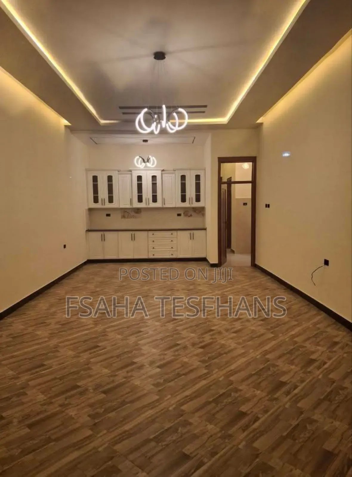 5bdrm House in Villa, Yeka for rent