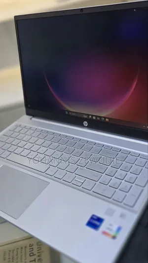 New Laptop HP Pavilion 15 16GB Intel Core I7 SSD 1T
