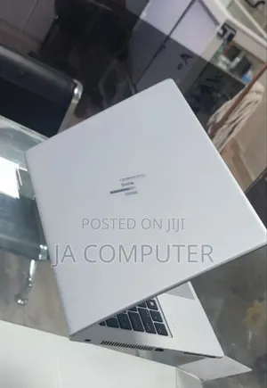 New Laptop HP EliteBook 830 G5 8GB Intel Core I5 SSD 256GB