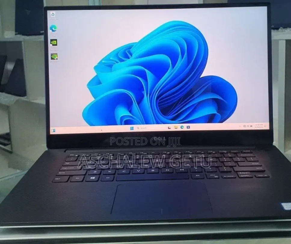 New Laptop Dell XPS 15 16GB Intel Core I7 SSD 512GB