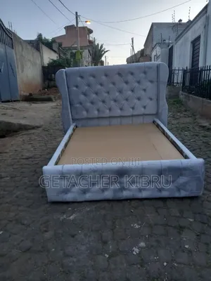 አልጋ የሚሸጥ አስቸኳይ