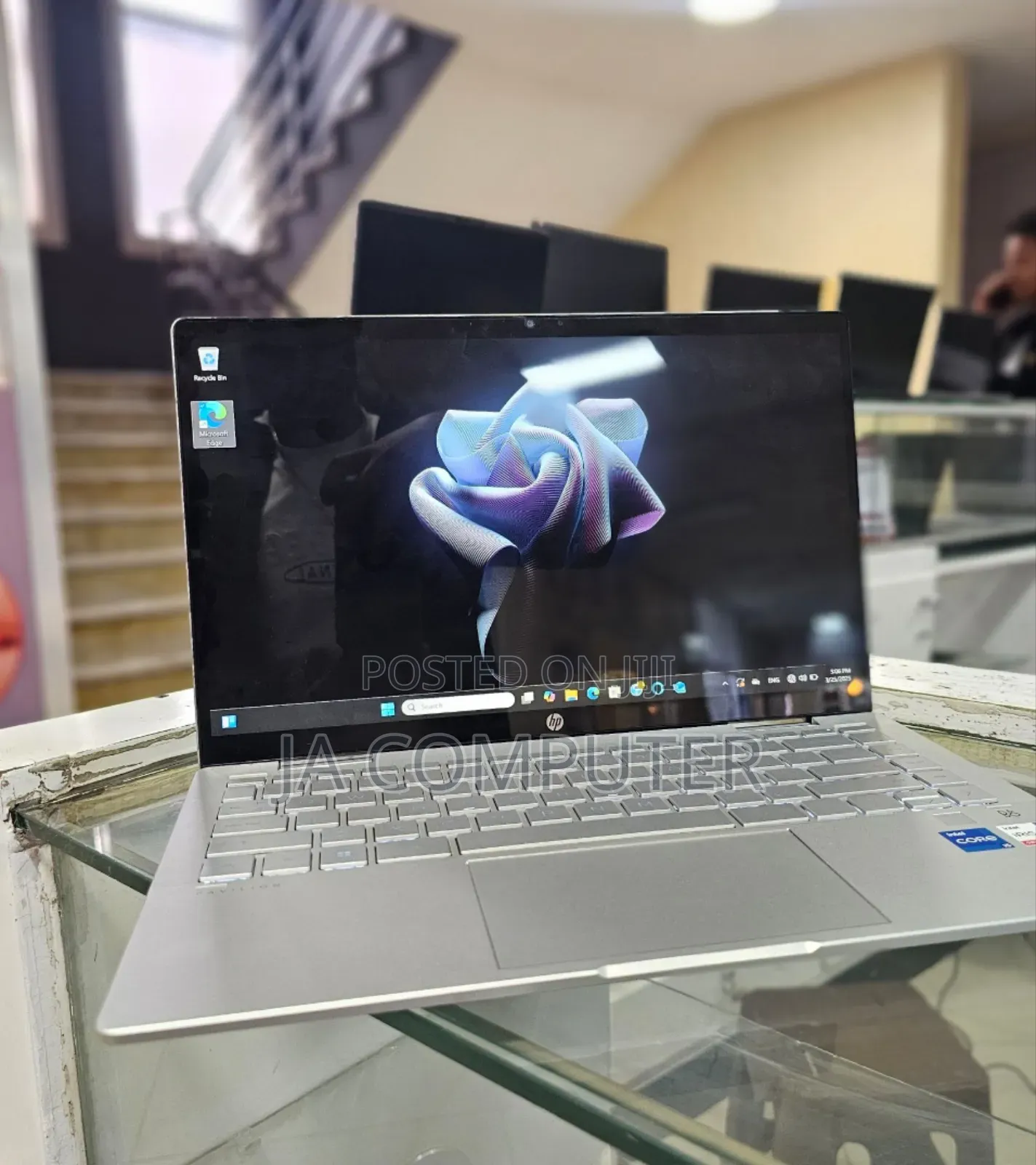 New Laptop HP Pavilion 15 8GB Intel Core I5 SSD 512GB