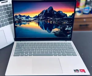 New Laptop Dell Inspiron 14 8GB AMD Ryzen 5 SSD 512GB
