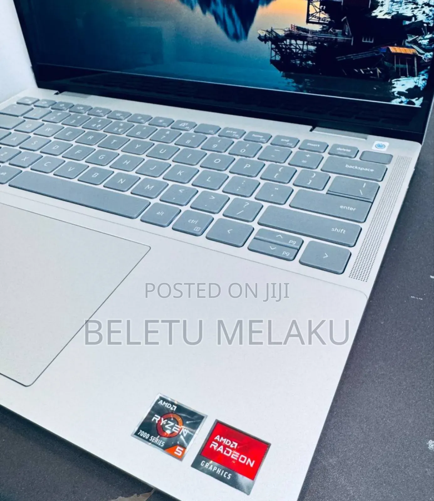 New Laptop Dell Inspiron 14 8GB AMD Ryzen 5 SSD 512GB