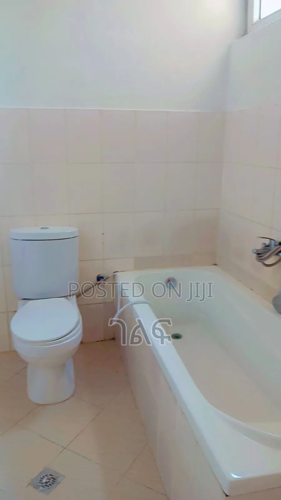 2bdrm Apartment in ሰንሻይን ፍየል ቤት (አጆራ, Bole for sale