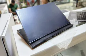 New Laptop Lenovo Legion 5 8GB AMD Ryzen 5 SSD 256GB