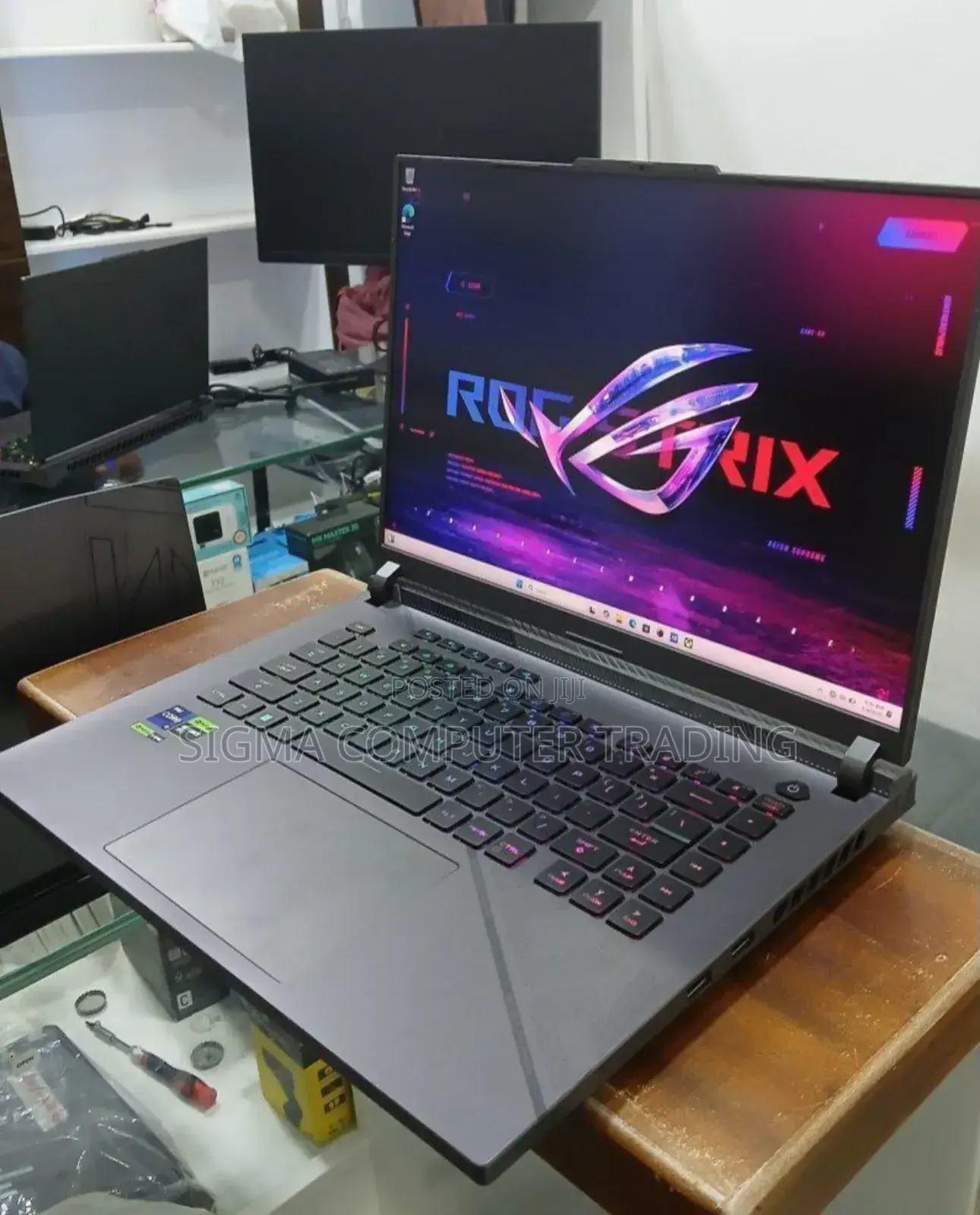 New Laptop Asus ROG Strix G15 32GB Intel Core I9 SSD 1T