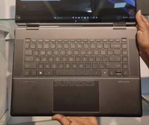 Photo - New Laptop HP Spectre 14 16GB Intel Core I7 SSD 1T
