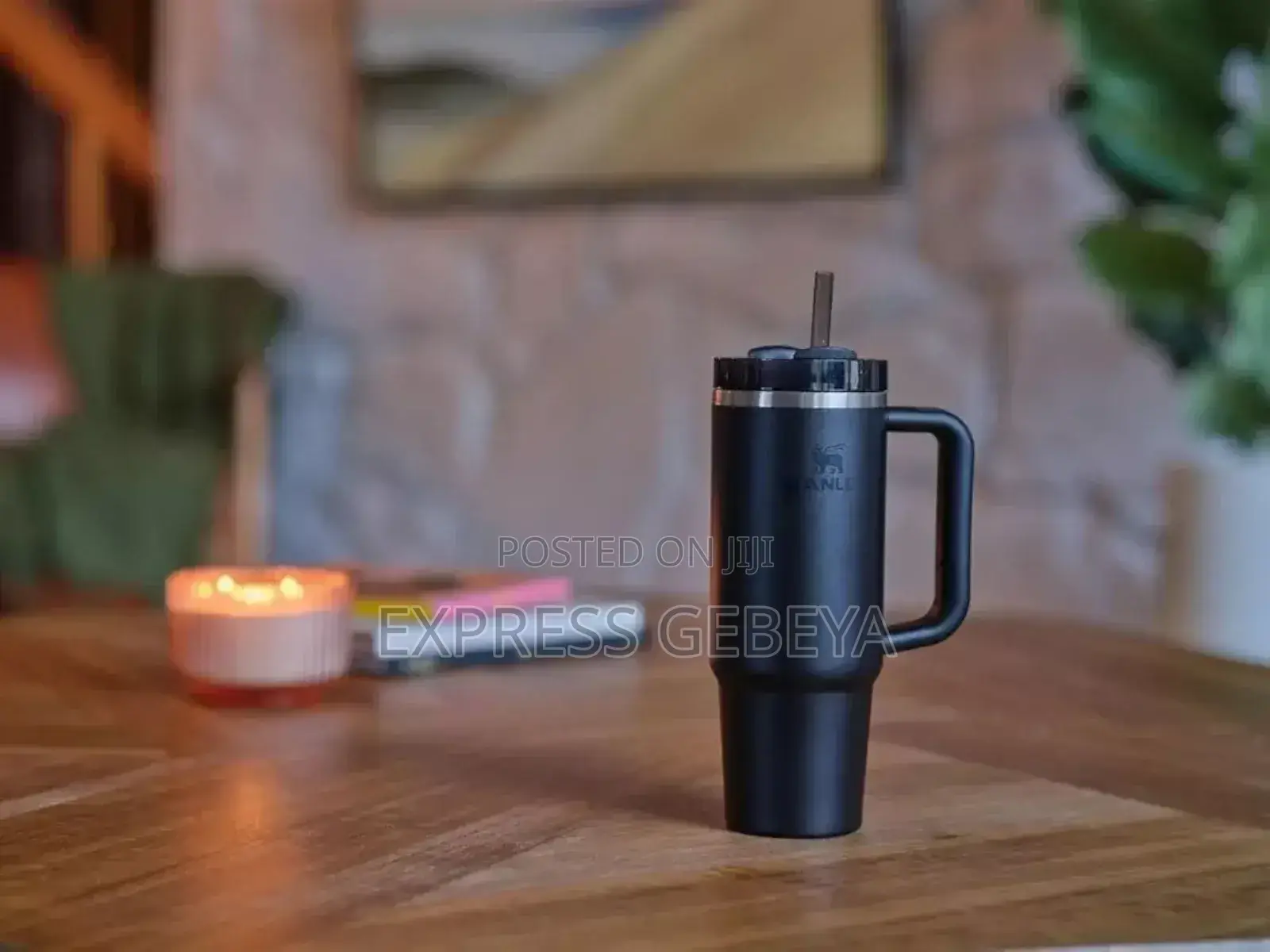 Isolated Tumblers With Straw (Travel Cup)