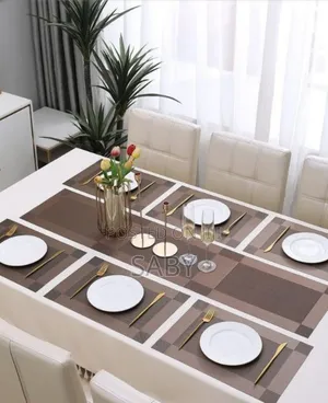7pieces Tablemats With Table Runner
