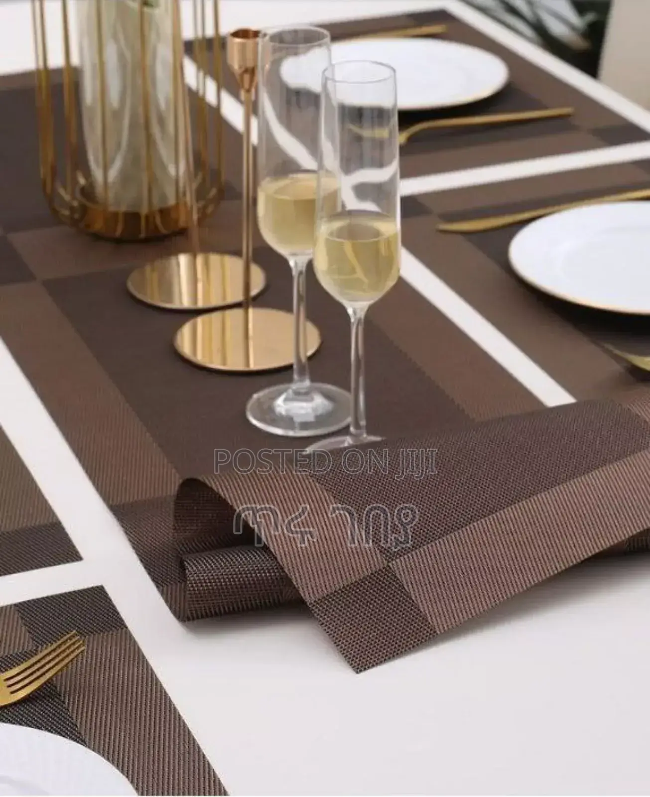 7pieces Tablemats With Table Runner