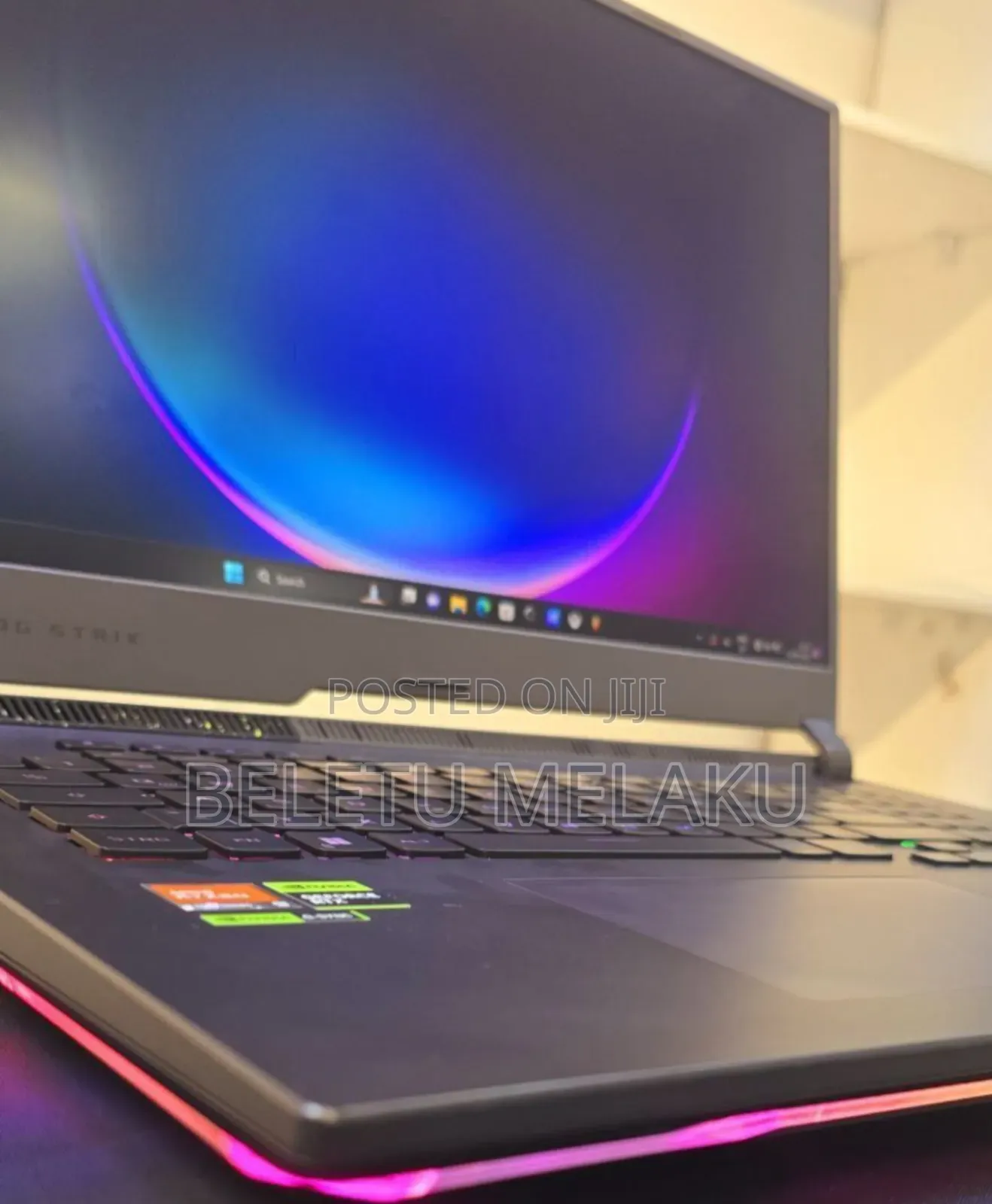 New Laptop Asus ROG Strix G17 32GB AMD Ryzen 9 SSD 1T