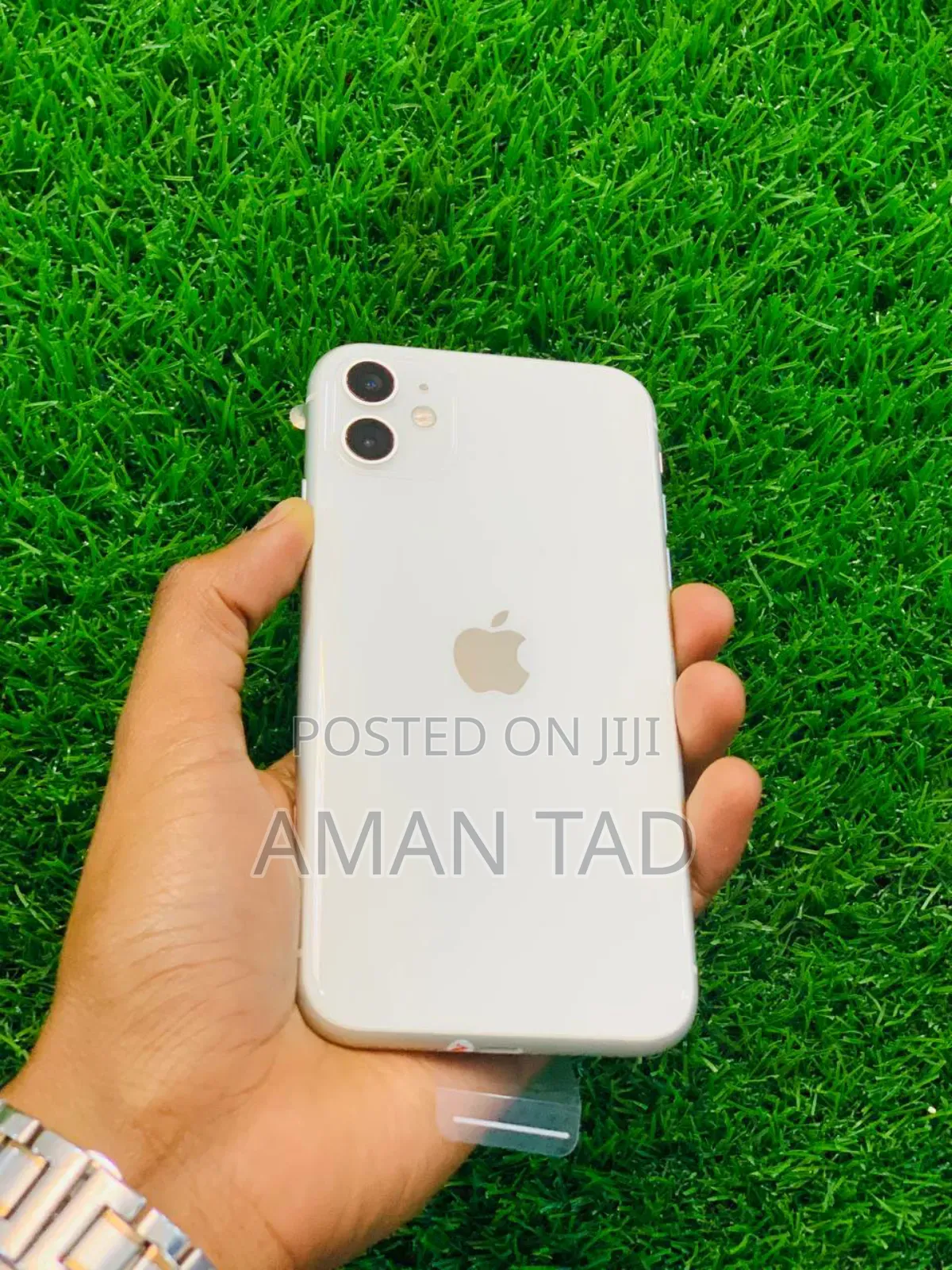 New Apple iPhone 11 128 GB White