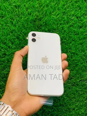 New Apple iPhone 11 128 GB White