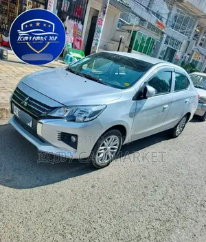 Photo - Mitsubishi Attrage 2022 Silver