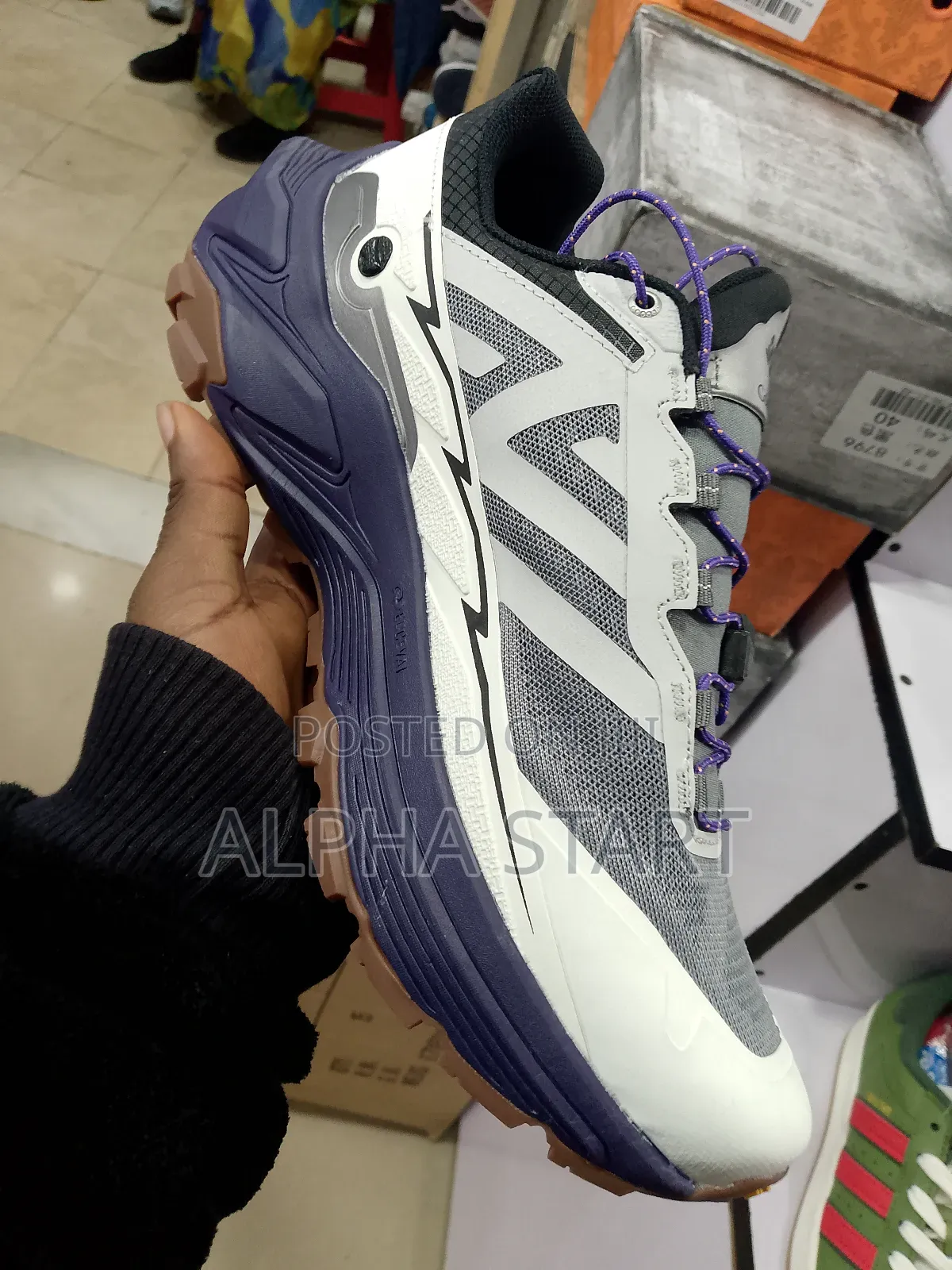 Colombia High Master Quality WaterProof Smooth Shoes For