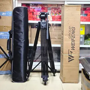Photo - Weifeng 717 Heavy Duty Tripod Stand