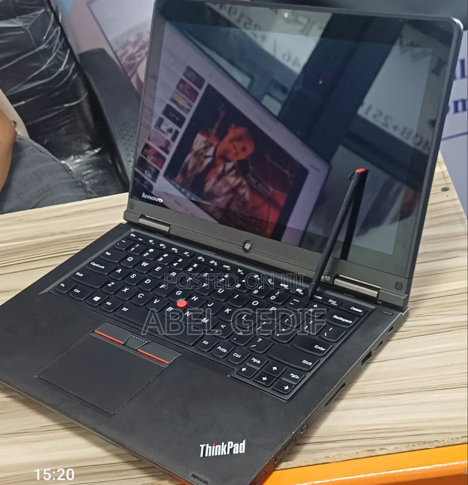 New Laptop Lenovo ThinkPad Yoga 8GB Intel Core I5 SSD 256GB