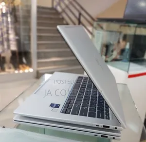 New Laptop HP EliteBook 840 G9 16GB Intel Core I5 SSD 512GB