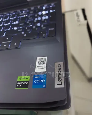 New Laptop Lenovo LOQ 15IRH8 16GB Intel Core I5 SSD 512GB