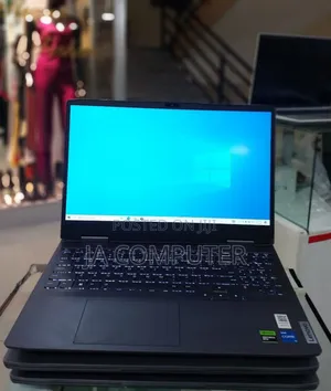 New Laptop Lenovo LOQ 15IRH8 16GB Intel Core I5 SSD 512GB