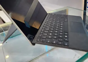 New Laptop Microsoft Surface Pro 7 8GB Intel Core I5 SSD 256GB