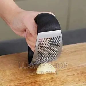 Photo - Garlic Press Chopper