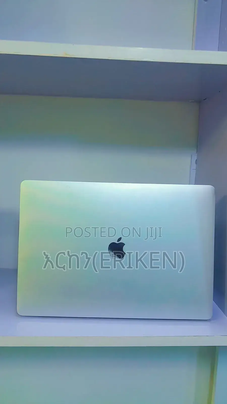 New Laptop Apple MacBook Pro 2017 16GB Intel Core I7 SSD 256GB