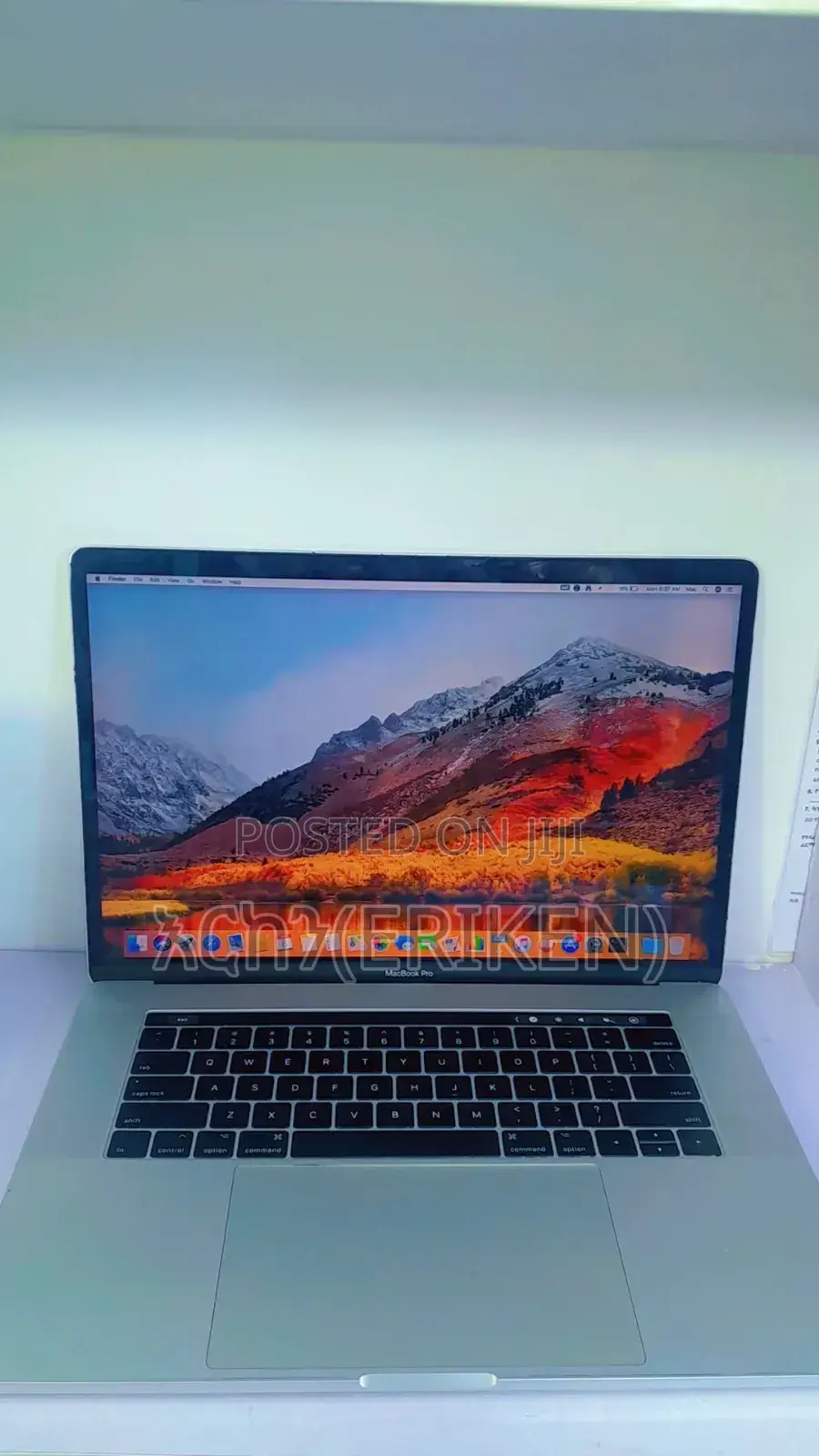 New Laptop Apple MacBook Pro 2017 16GB Intel Core I7 SSD 256GB
